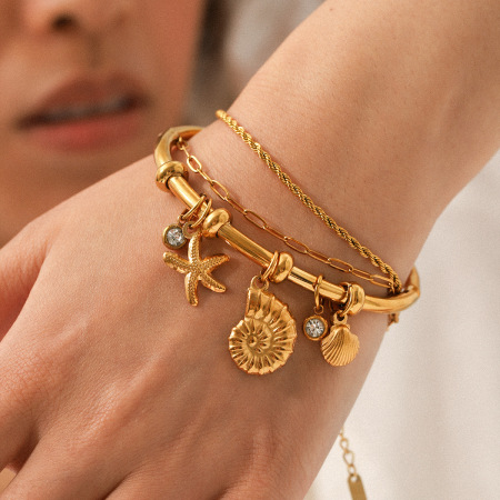 Bracelet jonc pour femme Daily Turtle en acier inoxydable, étanche, couleur or, avec zircon (1 pièce)