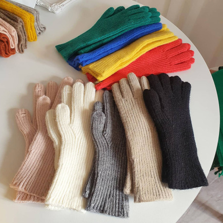 1 paire de gants simples en polyester à bandes polychromes pour femme