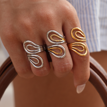 Bague tendance rétro ronde simple en acier inoxydable étanche couleur or (1 pièce)