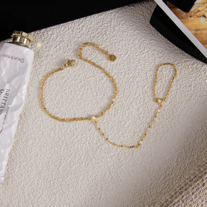 Bracelet À Breloques Pour Femme, En Acier Inoxydable Doré, Orné D'Un Cœur Exquis (1 Pièce). h5 Image6