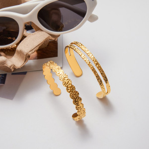 Bracelet Manchette Pour Femme, 1 Pièce, En Acier Inoxydable Martelé, Étanche, Couleur Or h5 Image5