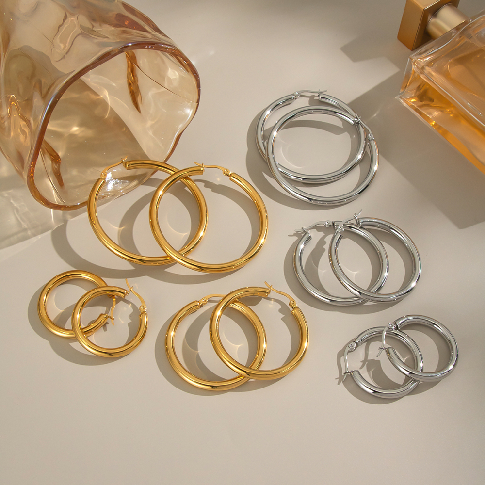 1 Paire De Boucles D'Oreilles Créoles Basiques En Acier Inoxydable Étanche Couleur Or Image3