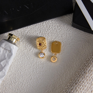 Ensembles De Bijoux Sophistiqués Rectangulaires En Acier Inoxydable Étanche Couleur Or Avec Zircon Pour Femmes h5 Image7