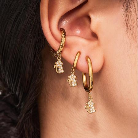1 paire de boucles d'oreilles pendantes pour femme, motif singe mignon, en acier inoxydable, couleur or, étanches, avec zircon.