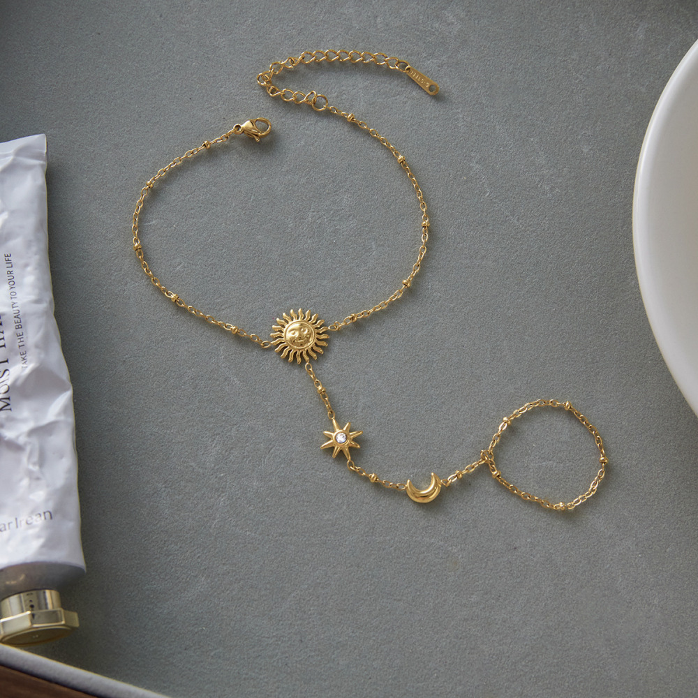 Bracelet Chaîne Classique Soleil Et Lune Pour Femme, En Acier Inoxydable Étanche, Couleur Or (1 Pièce). Image6