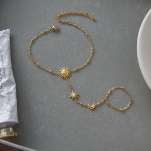 Bracelet Chaîne Classique Soleil Et Lune Pour Femme, En Acier Inoxydable Étanche, Couleur Or (1 Pièce). h5 Image6
