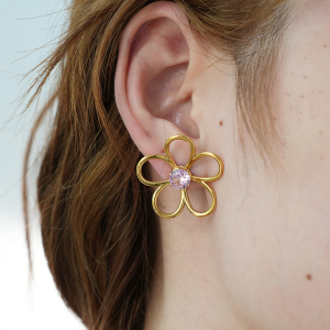 1 Paire De Bagues Simples En Acier Inoxydable Imperméable Couleur Or Avec Zircon Et Motif Floral Naturel h5 Image7