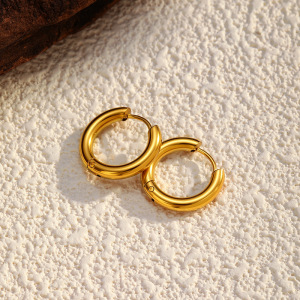 1 Paire De Boucles D'Oreilles Créoles Simples En Acier Inoxydable Étanche Couleur Or h5 Image4