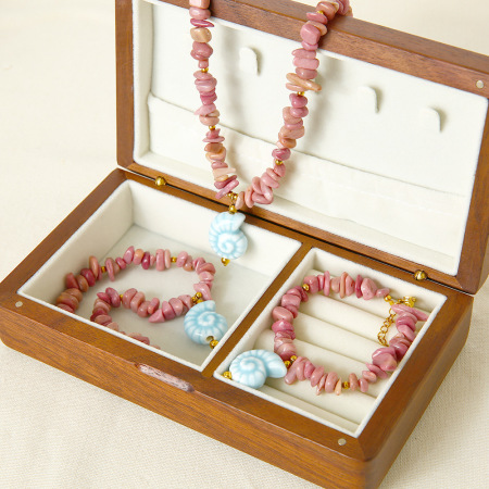 Ensemble de collier pendentif en céramique et perles de pierres naturelles de style océanique