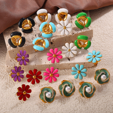 1 paire de boucles d'oreilles à clous en acier inoxydable étanches, style rétro, avec motif floral en émail.