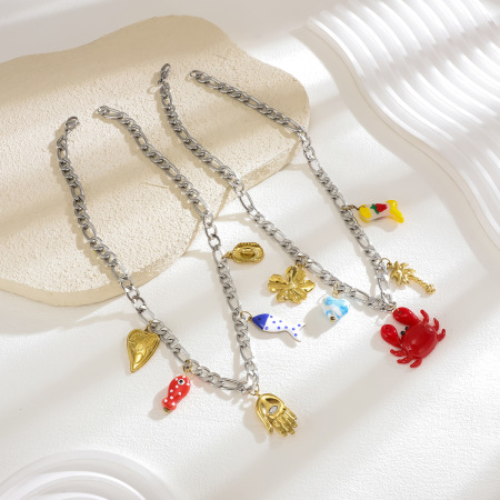 Collier pendentif femme Vivid Crab en acier inoxydable étanche couleur or (1 pièce) 2