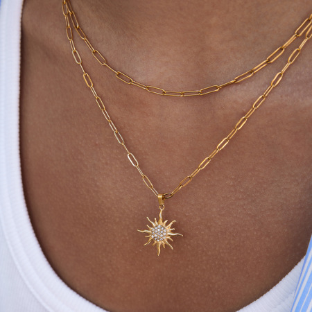 Collier à plusieurs rangs élégant pour femme, en acier inoxydable doré, étanche, avec motif soleil (1 pièce)