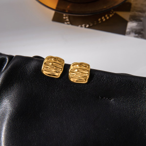 1 Paire De Boucles D'Oreilles Puces Pour Femme, En Acier Inoxydable Doré, Imperméables, À Fines Rayures Ondulées h5 Image6