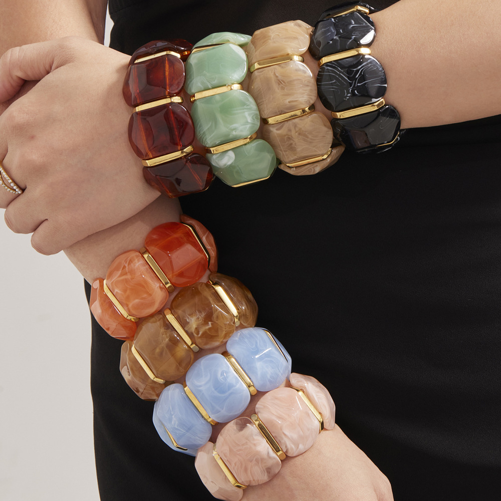 1 Bracelet Pour Femme En Résine De Forme Irrégulière, Couleur Or, Série Colorée h5Image4