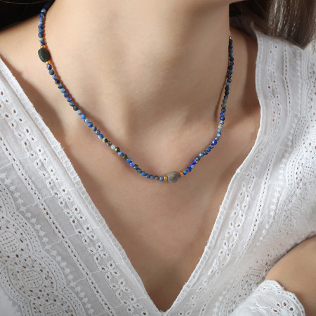 Collier de perles élégant pour femme, en acier inoxydable imperméable, couleur or, avec pierres naturelles (1 pièce)