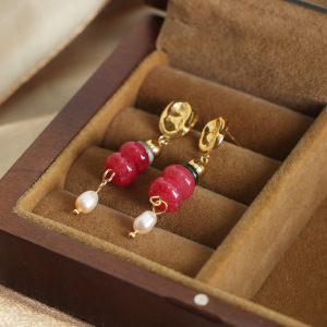 Boucles D'Oreilles Pendantes Pour Femme, En Acier Inoxydable Doré, Avec Perles De Pierre Naturelle Personnalisables (1 Paire). h5 Image3