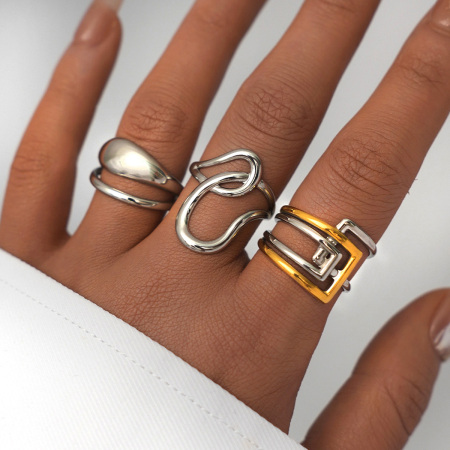 Bagues tendance en acier inoxydable plaqué or 18 carats, étanches, de forme irrégulière, élégantes pour le quotidien, les soirées et les occasions spéciales. Collection Simple. Bijoux pour femmes.
