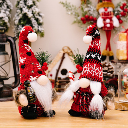 1 poupée décorative de Noël 2