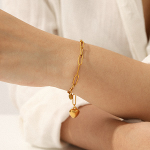 Bracelet À Maillons Pour Femme, En Acier Inoxydable, Couleur Or, Avec Motif Cœur Simple (1 Pièce). h5 Image4