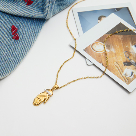 Collier pendentif femme simple en acier inoxydable étanche couleur or (1 pièce)