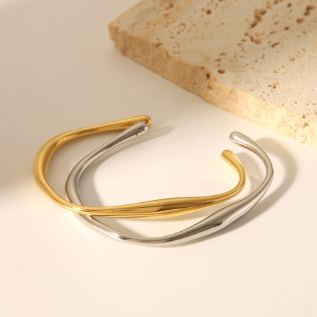 Bracelet manchette simple et irrégulier en acier inoxydable, couleur or, étanche.