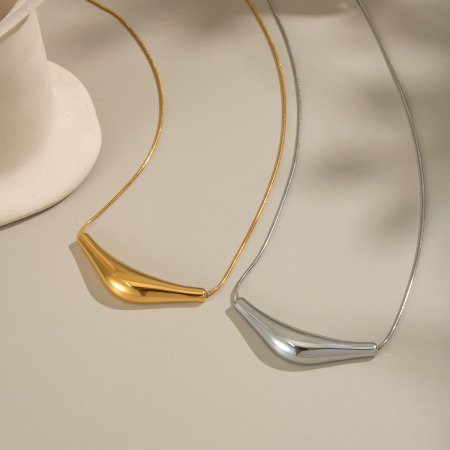 Collier pendentif en acier inoxydable de forme irrégulière, étanche, couleur or 2