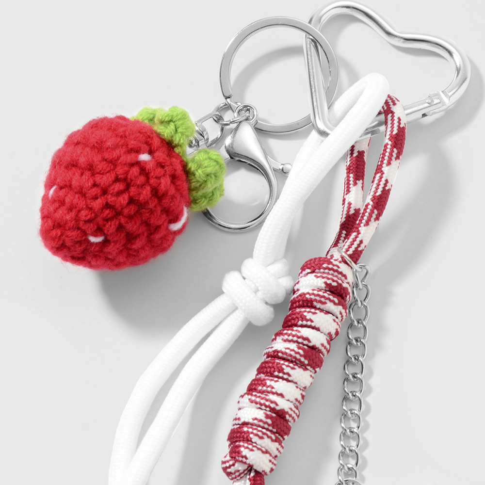 1 Breloque De Sac Fraise Image5