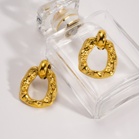 Boucles d'oreilles puces pour femme, en acier inoxydable imperméable, forme irrégulière décontractée, motif martelé (1 pièce).