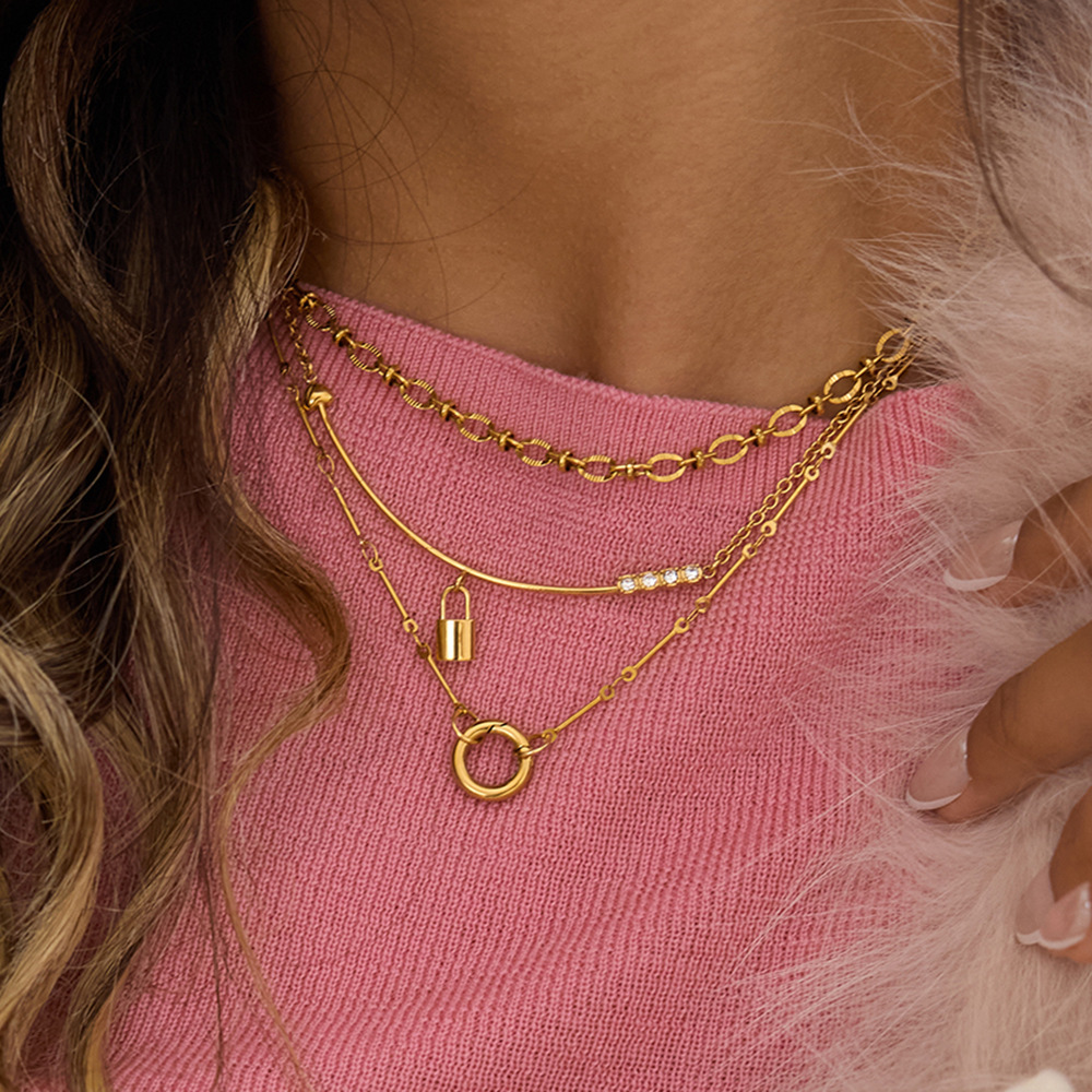 Collier Pendentif Femme Classique En Acier Inoxydable Étanche Couleur Or (1 Pièce) Image3