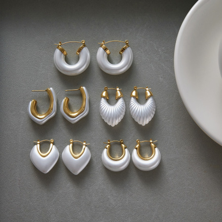 Boucles d'oreilles créoles pour femme, 1 pièce, forme annulaire irrégulière, en acier inoxydable, étanches, couleur or.