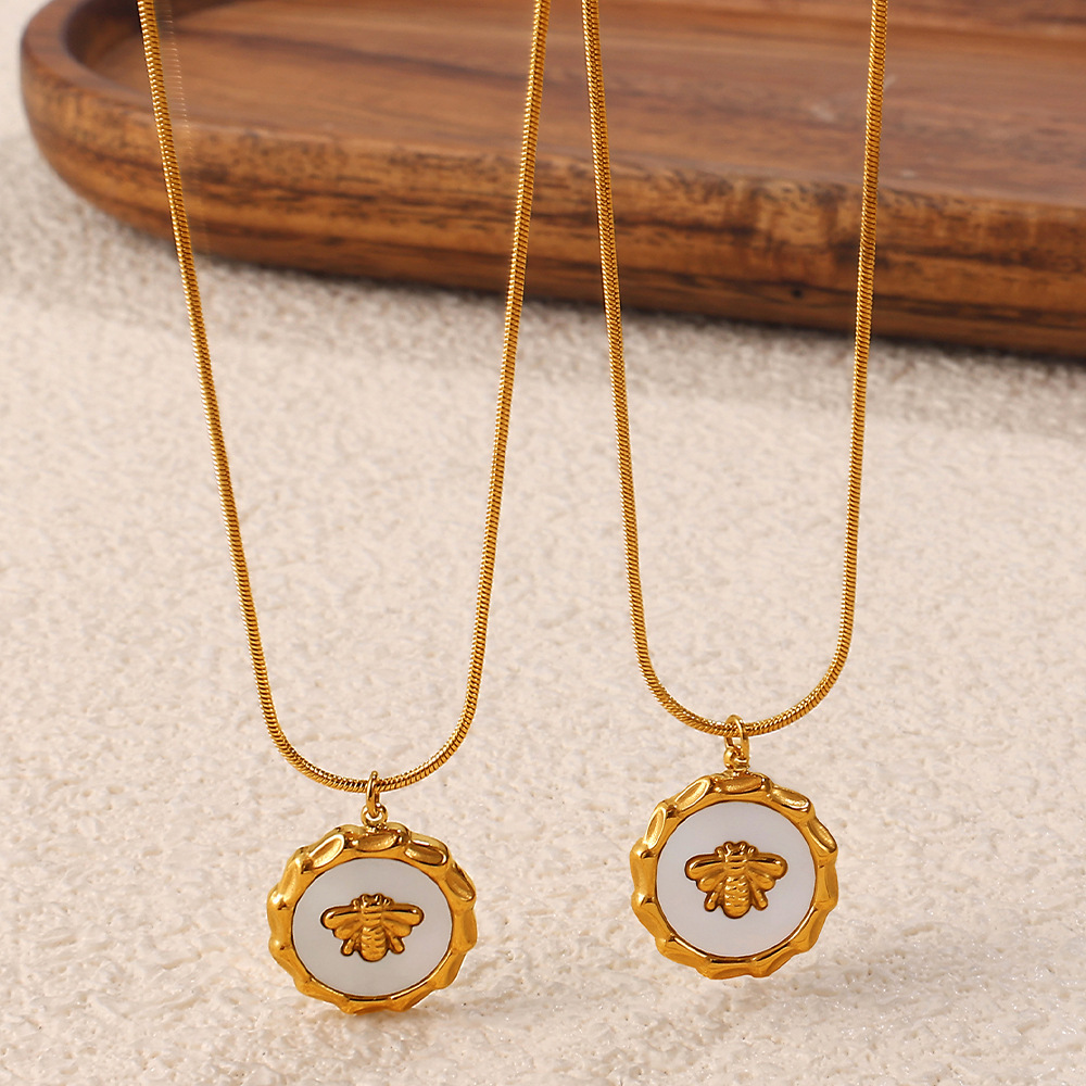 Ensemble Collier Et Collier En Acier Inoxydable Doré, Couleur Or, Avec Cœur Émaillé. Image4