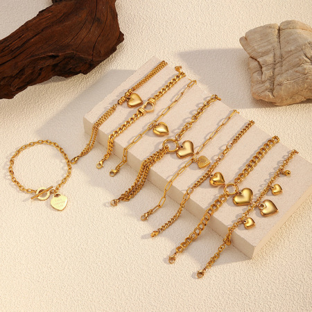 Bracelet à breloques en acier inoxydable doré, étanche, en forme de cœur (1 pièce)