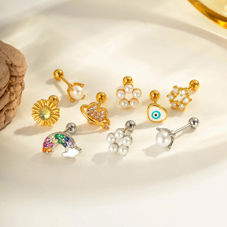 Boucle d'oreille piercing en forme de cœur en cuivre doré et zircon