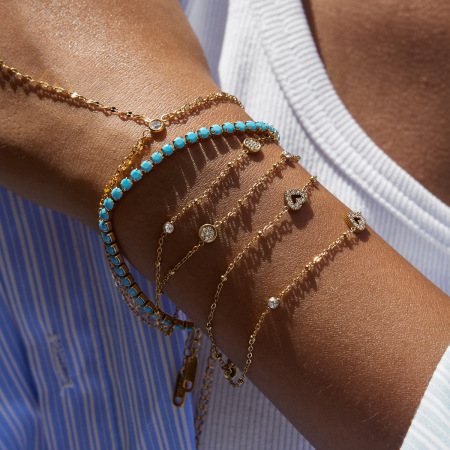 Bracelet chaîne femme luxueux en acier inoxydable doré, imperméable, avec pendentif cœur (1 pièce).
