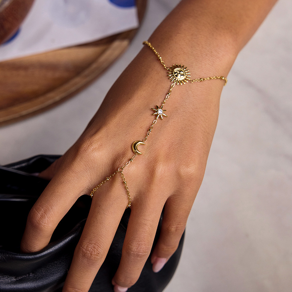 Bracelet Chaîne Classique Soleil Et Lune Pour Femme, En Acier Inoxydable Étanche, Couleur Or (1 Pièce). Image4