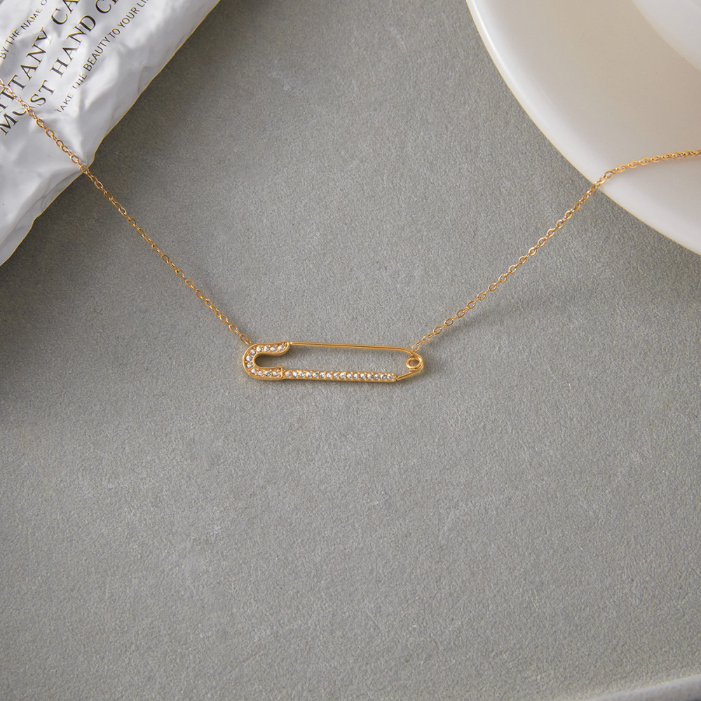 Collier Pendentif Femme Classique En Forme De Trombone, En Acier Inoxydable Étanche, Couleur Or (1 Pièce) Image6