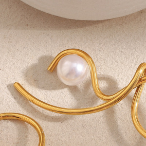 Boucles D'Oreilles Pendantes Pour Femme, En Acier Inoxydable Doré, Imperméables, De Forme Irrégulière (1 Paire). h5 Image6