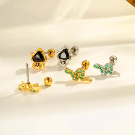 Boucle d'oreille piercing en forme de cœur en cuivre et zircon couleur or 2