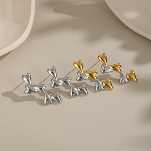 1 Paire De Boucles D'Oreilles Puces En Acier Inoxydable Doré Et Étanches En Forme De Cœur h5 Image2