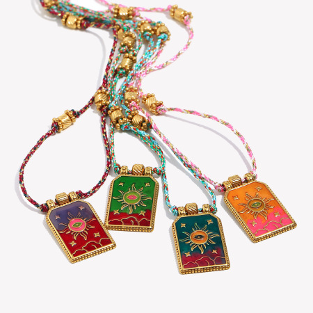 Collier pendentif rétro soleil tarot pour femme, en acier inoxydable étanche, couleur or (1 pièce)