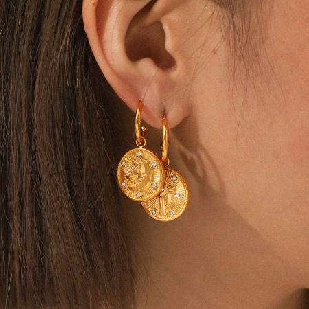 1 paire de boucles d'oreilles pendantes Daily Cross pour femme, en acier inoxydable étanche, couleur or, avec zircon.