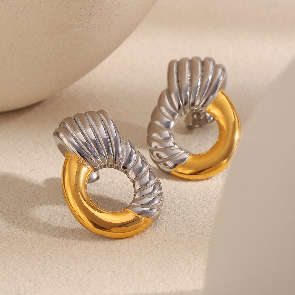 1 Paire De Boucles D'Oreilles Puces Décontractées Rondes En Acier Inoxydable Étanche Couleur Or Pour Femme Image3