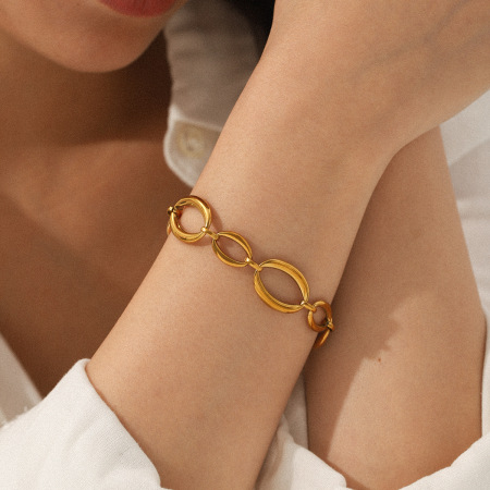 Bracelet simple en acier inoxydable doré pour femme, forme irrégulière, idéal pour le quotidien 2