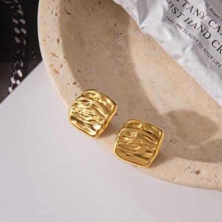 1 paire de boucles d'oreilles puces pour femme, en acier inoxydable doré, imperméables, à fines rayures ondulées 2