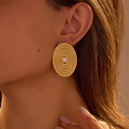 1 paire de boucles d'oreilles puces élégantes en acier inoxydable imperméable, collection Luxe, fil fin, pour femme.