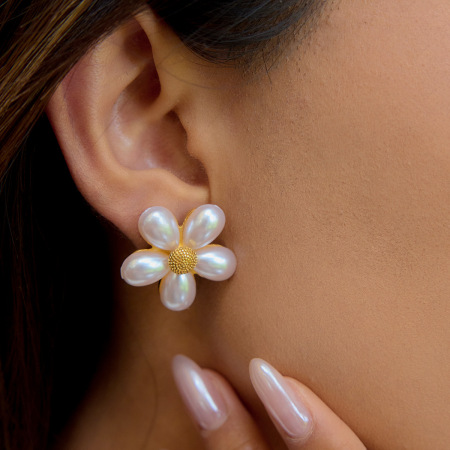 1 Paire De Boucles D'Oreilles Puces Élégantes En Acier Inoxydable Doré, Imperméables, À Motif Floral Et Coquillage.