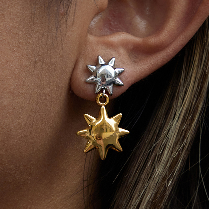 1 Paire De Boucles D'Oreilles Pendantes Classiques Pour Femmes, En Acier Inoxydable Étanche, Couleur Or Et Argent. Image4