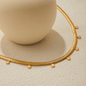 Collier Pendentif Élégant Pour Femme, En Acier Inoxydable Étanche, Couleur Or, Avec 1 Pièce De Finition Élégante h5 Image5