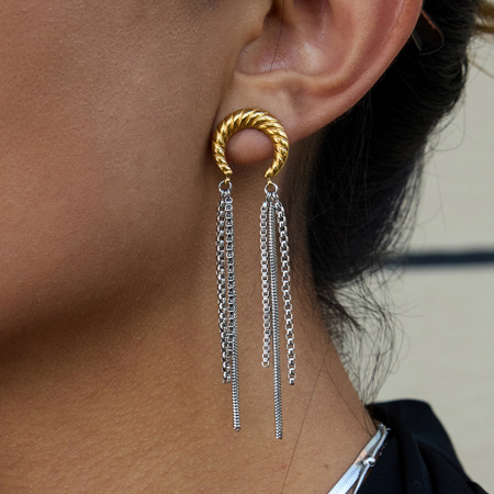 Boucles d'oreilles pendantes pour femme, style décontracté, avec pompon et lune, en acier inoxydable étanche, couleur or (1 paire).