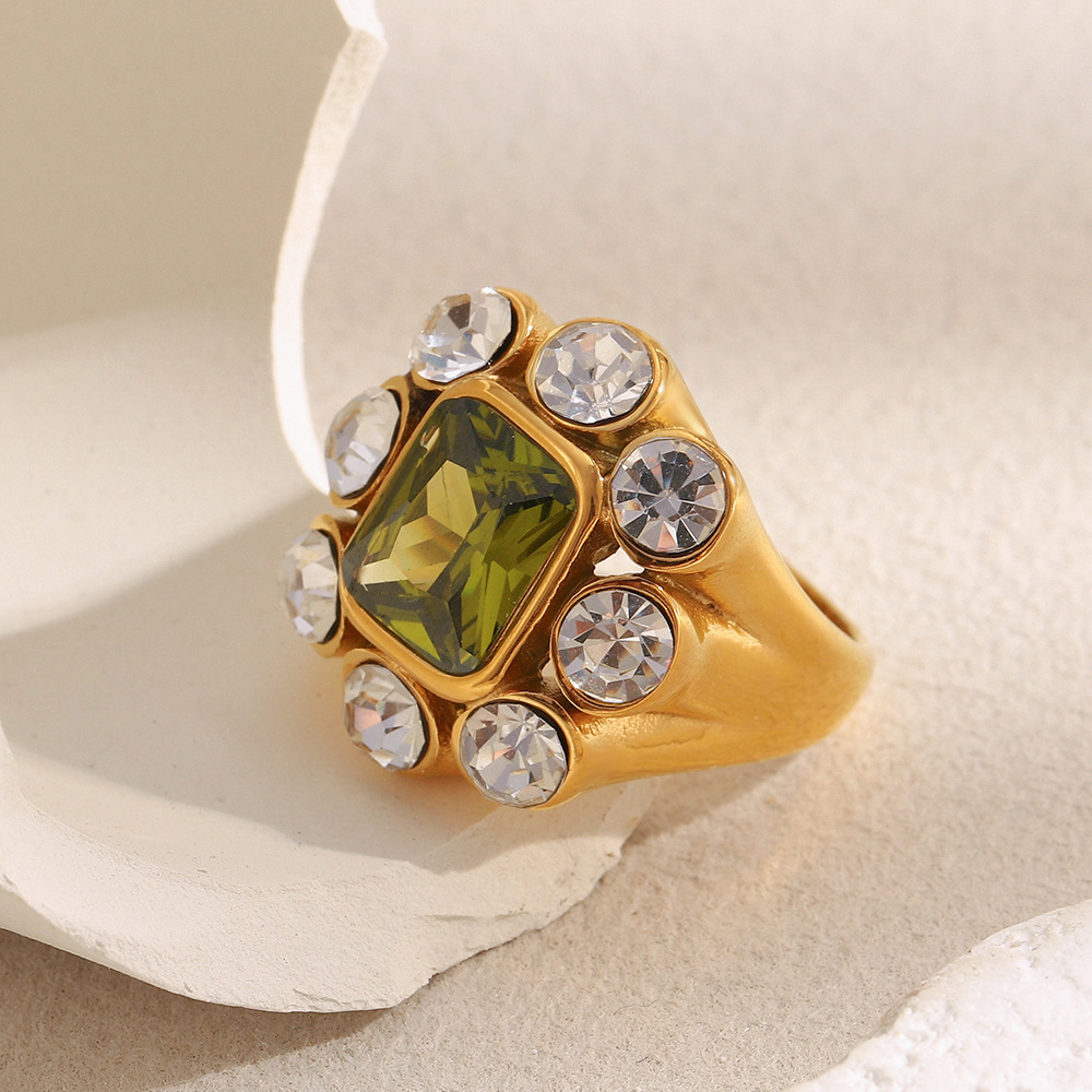 Bague Pour Femme, 1 Pièce, De Luxe, Rectangulaire, En Acier Inoxydable, Étanche, Couleur Or, Ornée D'Un Zircon. Image2